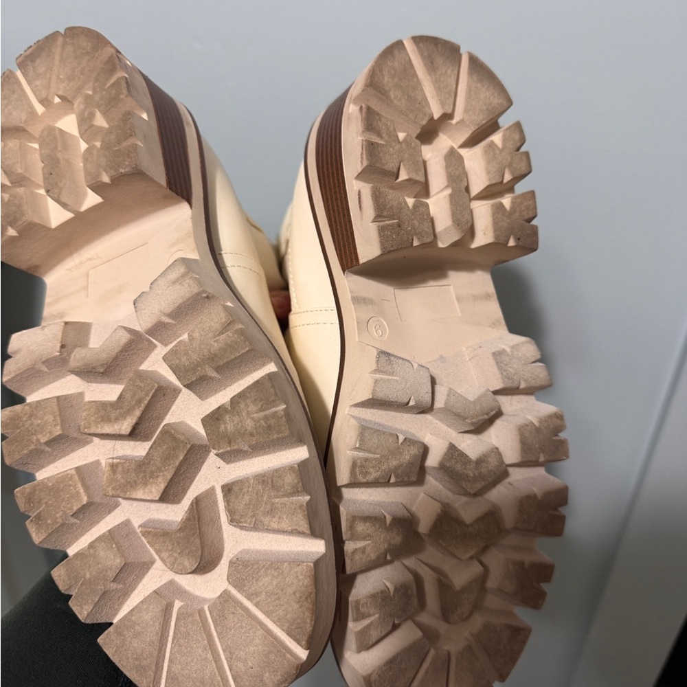 MIA Off-White Ankle Boots - Picture 7 of 8